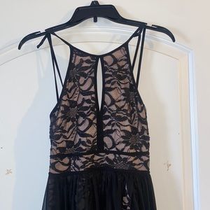 Good condition. Worn once to an occasion.